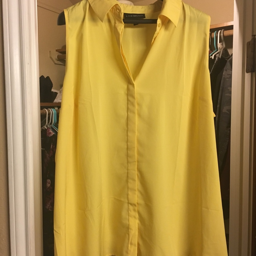 Lane Bryant yellow sleeveless high-low blouse